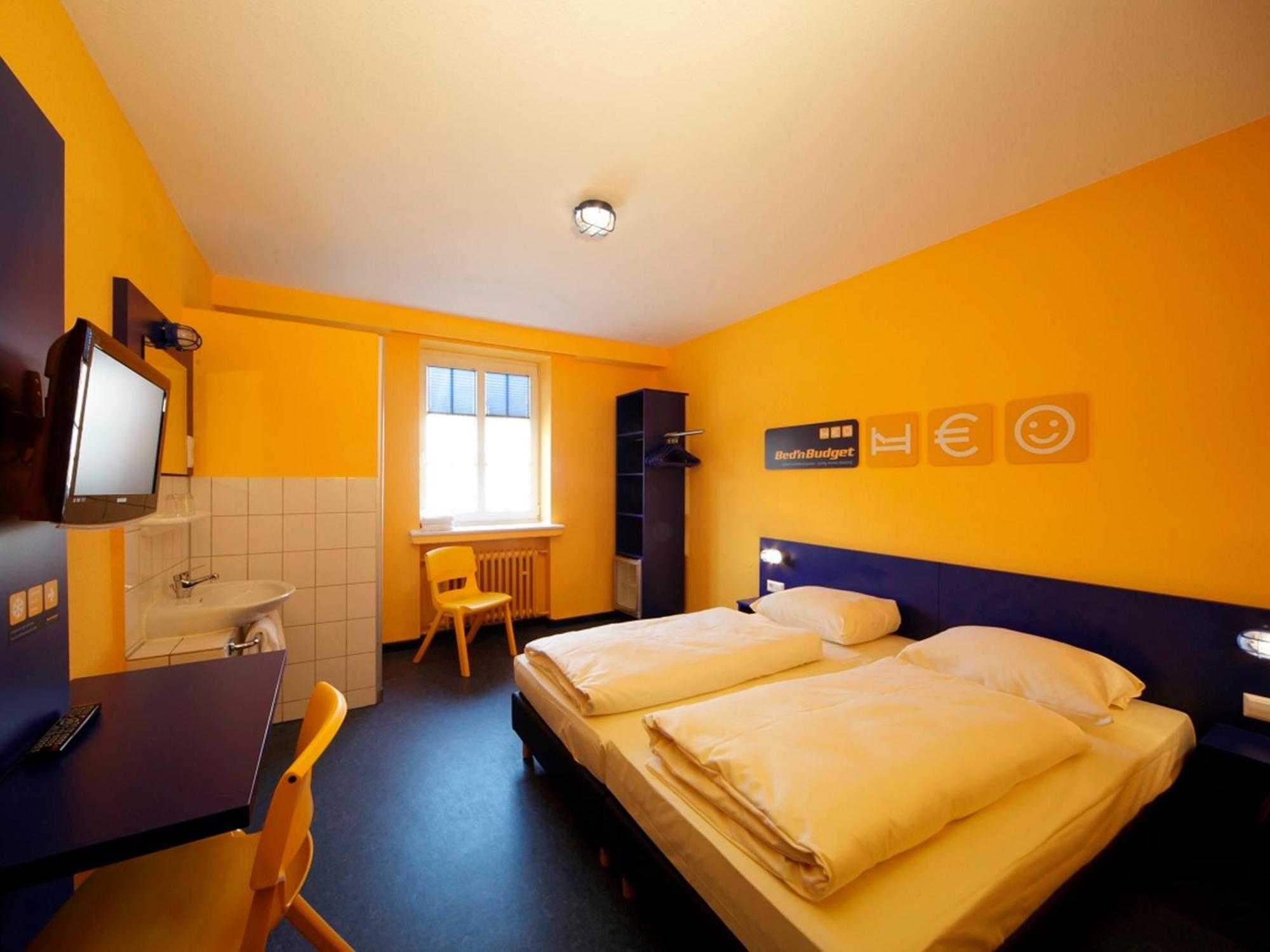 Bed'Nbudget Expo-Hostel Dorms Хановер Стая снимка